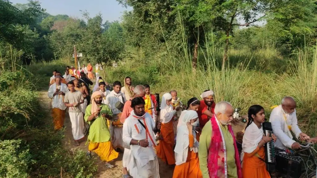 Delhi to Vrindavan Evening Lights Same Day